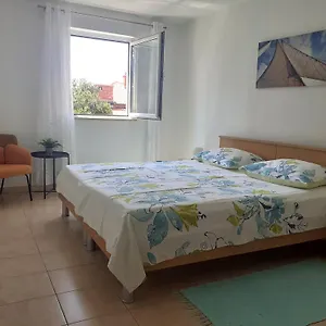 Apartman Zlata, Rab Town